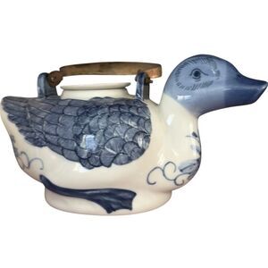 Vintage Blue & White Duck Shaped Unique Decorative Whimsical Novelty Teapot.